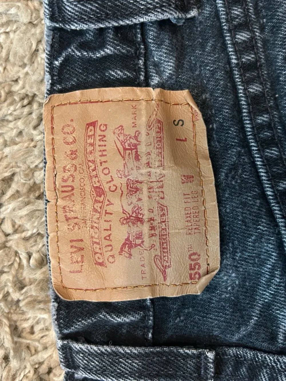 Vintage Levi's Black Washed Straight Jeans - Picture 5 of 6